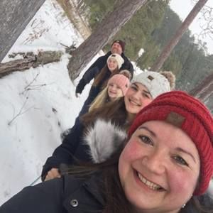 Meet your Posher, Stacy